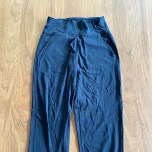 Lululemon Aligned cropped sweatpants